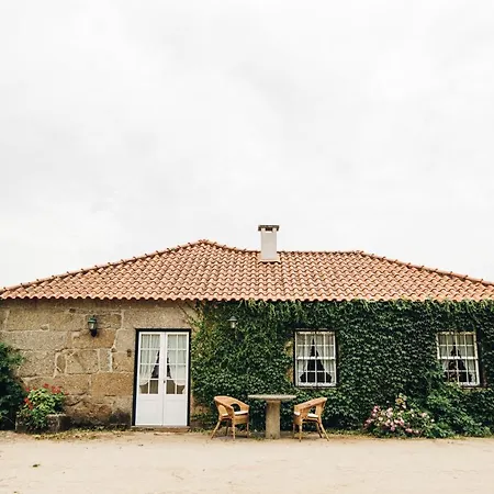 Quinta De Guimaraes Country house
