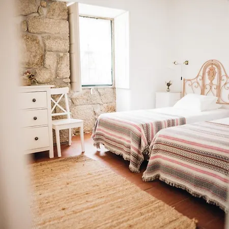 Quinta De Guimaraes Country house